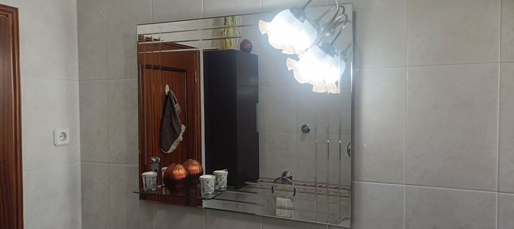 Espelho de casa de banho