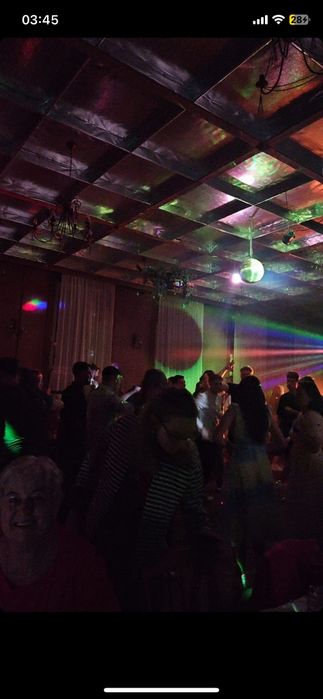 DJ Ręce które rozkręca każdą imprezę
