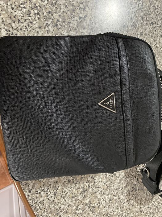 bolsa guess pouco usada