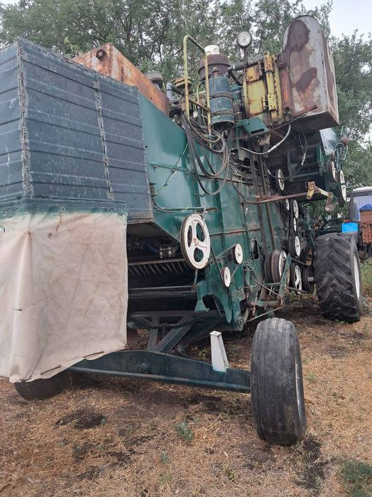 Продам комбайн Єнісей