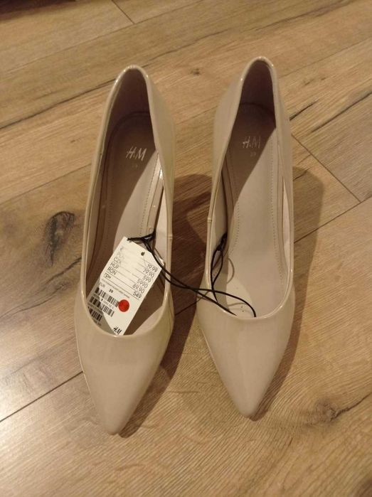 Szpilki, buty na koturnie i sandałki rozm. 39