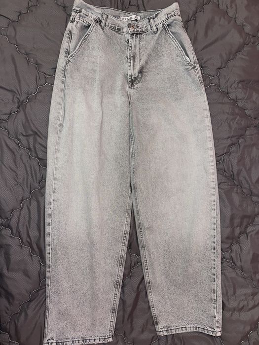 Жіночі джинси сірі