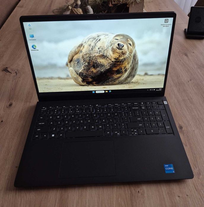 Laptop DELL Vostro 15 3530 I5-1335U SSD 512GB RAM 16GB Win11