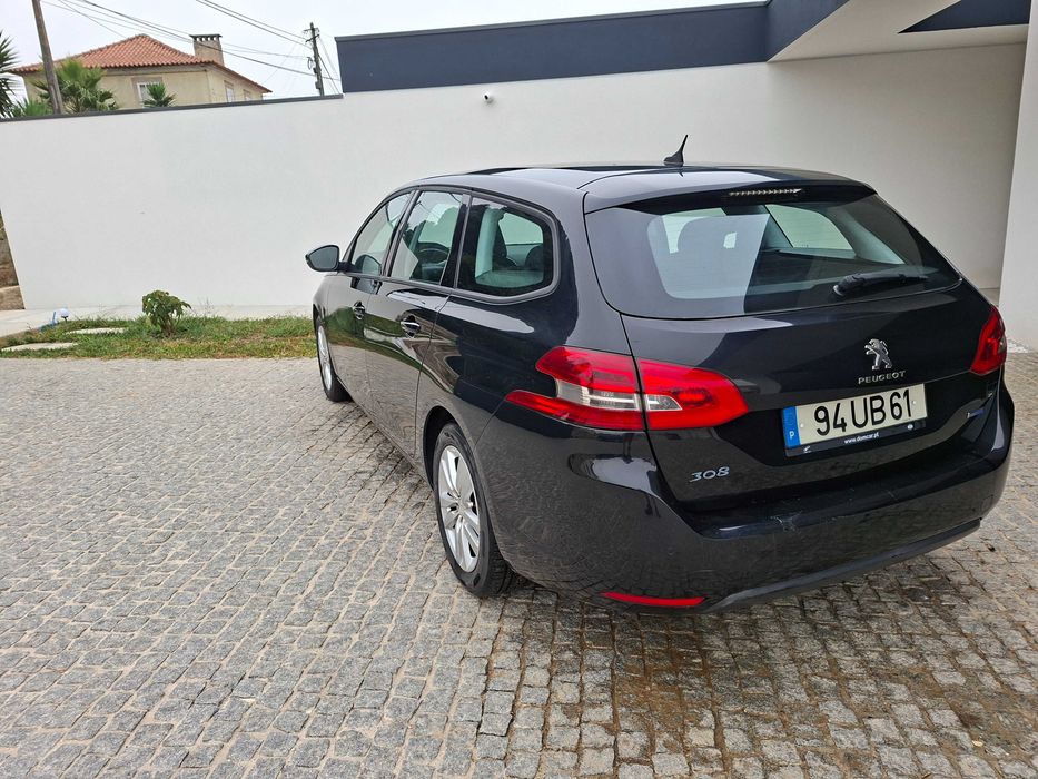 Peugeot 308 SW — fotografia 2