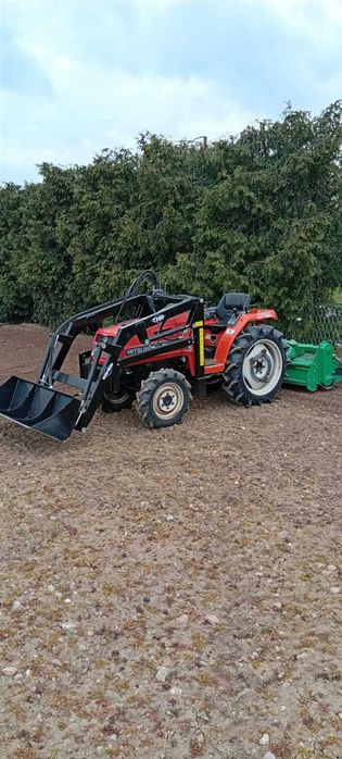 Usługi glebogryzarką separacyjną usługi ogrodnicze rębak do gałęzi