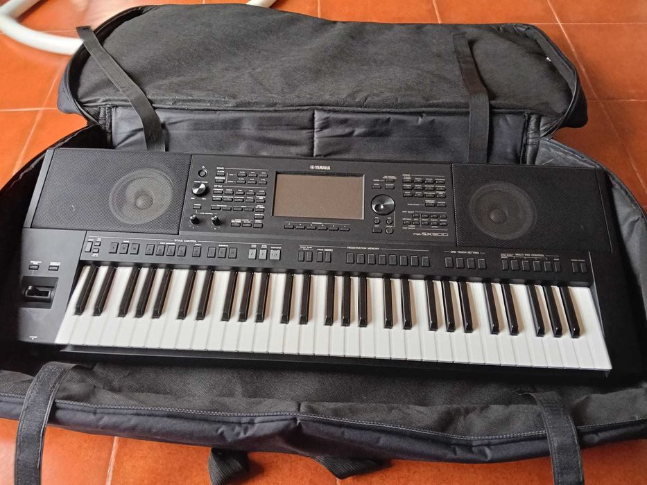 Yamaha psr sx900