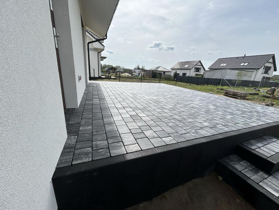 Układanie kostki brukowej