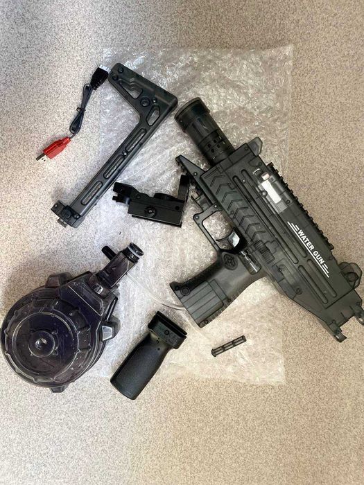 Електричний водяний автомат Water Gun: підсвічування, ефект диму, 0.8 л