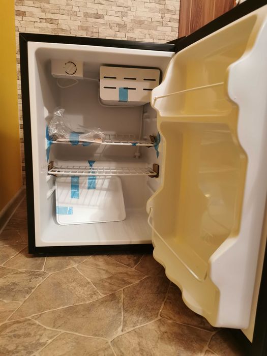 KLARSTEIN Cool Kid 66L Mini lodówka Czarny NOWA z Defektem