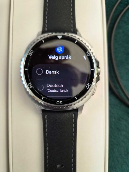 Smartwatch męski SAMSUNG GALAXY WATCH8 CLASSIC 46mm Czarny L500