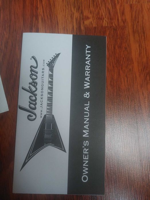 Gitara elektryczna Jackson JS Series Dinky JS11 – Kompletny zestaw (gitara + wszystko oprócz kostek)! Stan idealny!