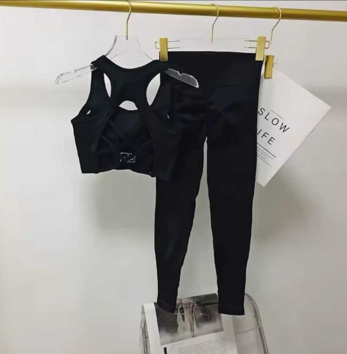 Komplet Push up leginsy i biustonosz