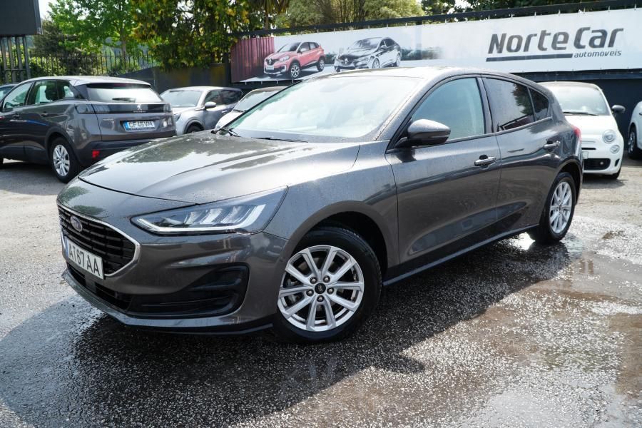Ford Focus 1.0 EcoBoost MHEV ST-Line