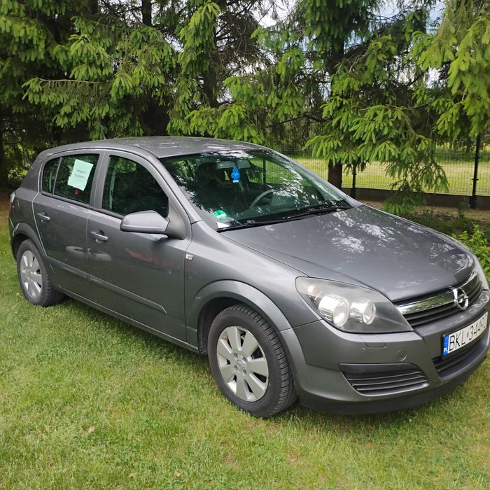 Opel Astra Benzyna