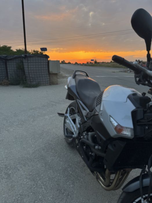 Продам suzuki gsr400