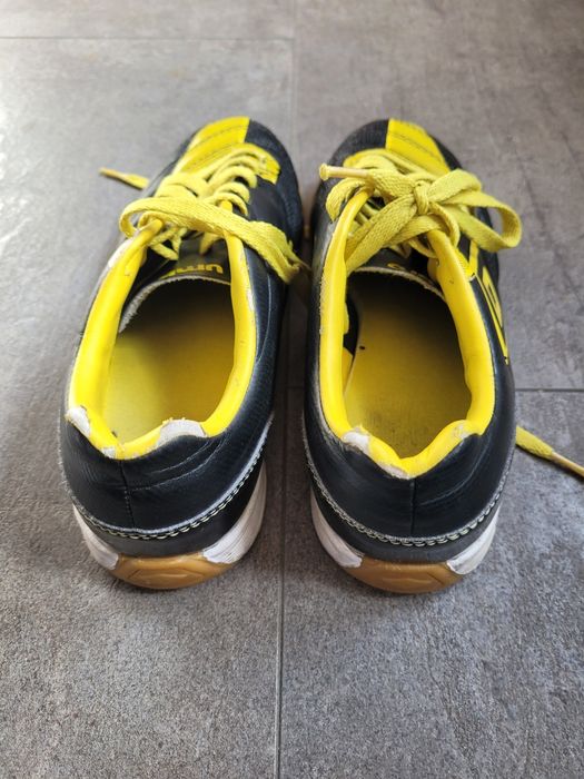 Buty sportowe, halówki, Umbro, r. 36