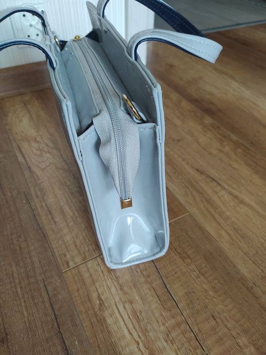 Mała torebeczka wizytowa