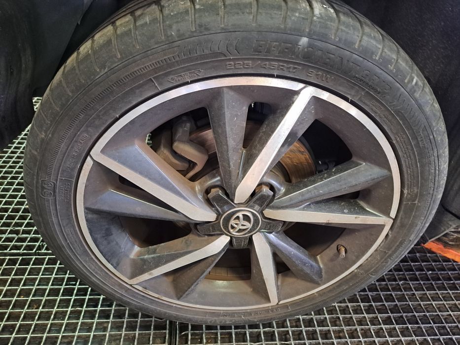 Toyota Auris II HÍBRIDO 1.8 Gasolina 2015/16/17/18/19/20/21/22/23/24PE