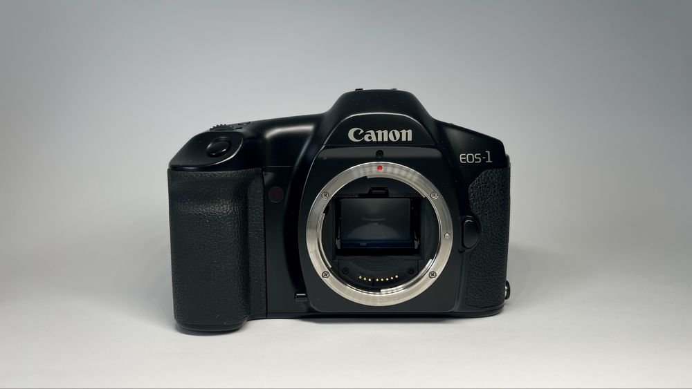 canon eos 1 - купити плівкові фотоапарати - Ціна на OLX.ua