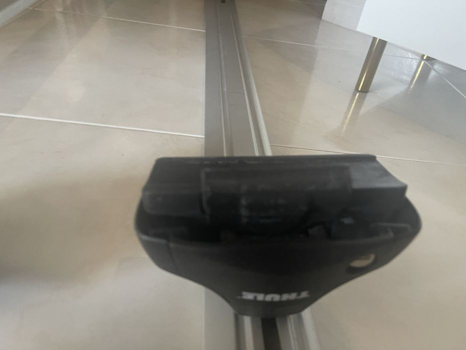 Barras de tejadilho THULE Aero + Rapid System 754/480 com chave