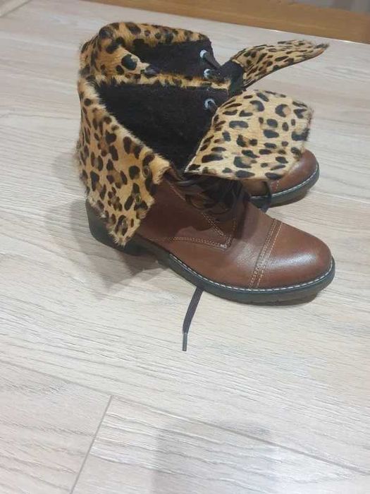 Botki jasny brąz 37 panterka kozaczki Lasocki