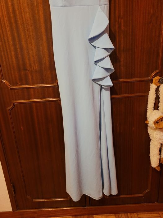 Vestido azul claro de cerimónia