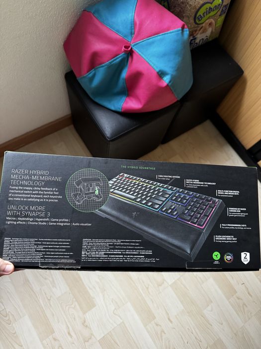 Razer Ornata V2 PT - COMO NOVO