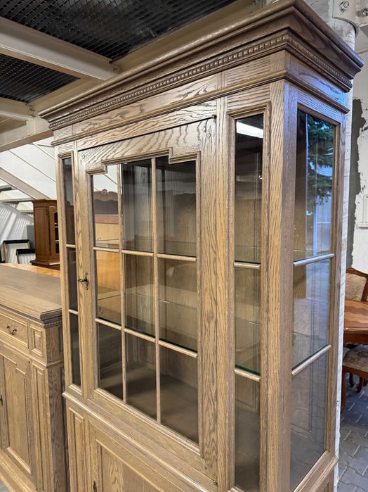 Jadalnia w stylu Hampton zestaw mebli do salonu komoda witryna dąb