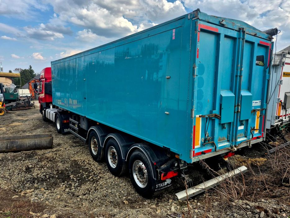 Stas S300  STAS  2009 rok 50m3 osie mercedesa