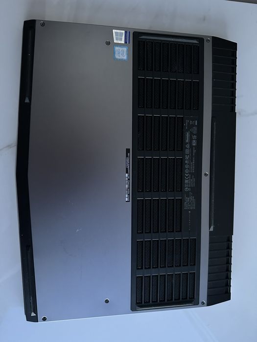 ALIENWARE  / GTX 1070 8gb / Core i7 / 16gb /SSD+1 TB HDD