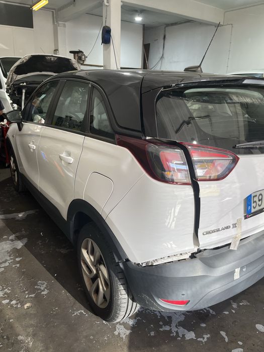 Opel crossland X