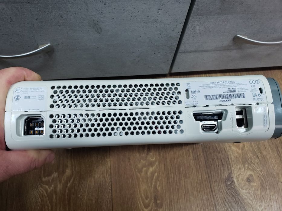 Приставка Xbox 360