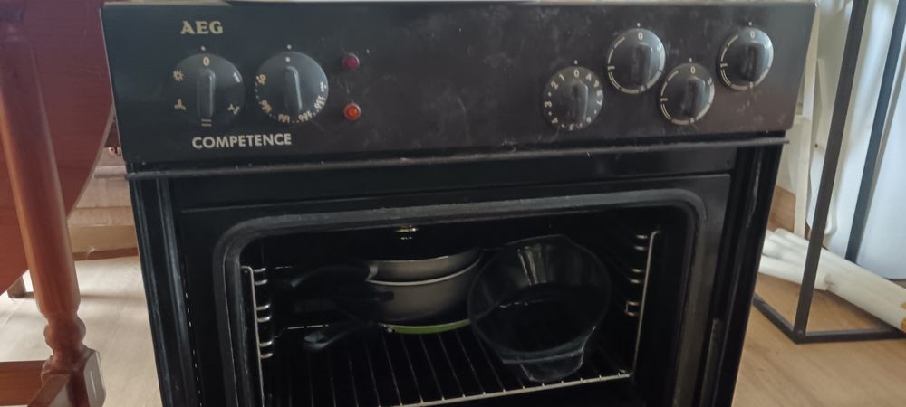 Cozinha AEG completa