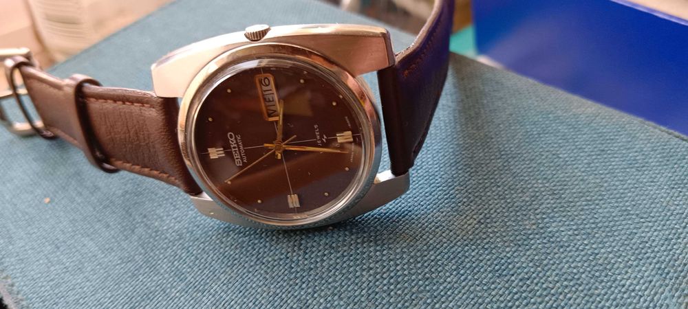 Seiko automático castanho