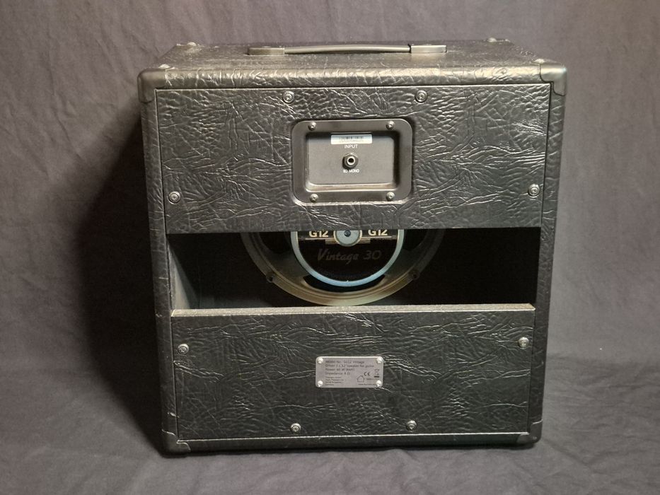 Coluna Harley Benton 1x12" com V30