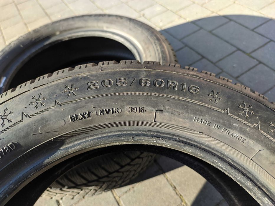 2szt Dunlop Wintersport 5 205/60R16 96H XL koniec 2016r 5-6mm