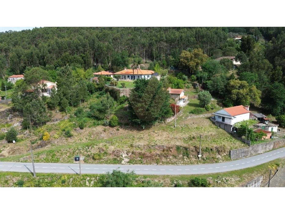 Terreno para Construção 972 m² | Moreira do Lima - Ponte de Lima — Cabração E Moreira Do Lima, Viana do Castelo