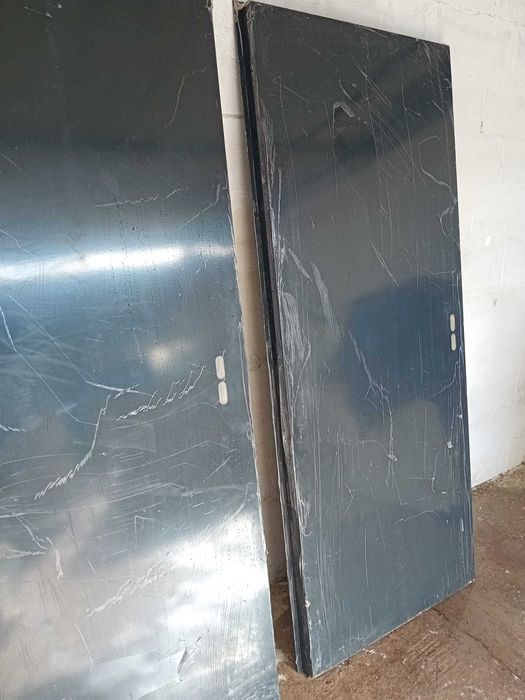 Portas Aluminio e PVC Novas Ainda embaladas