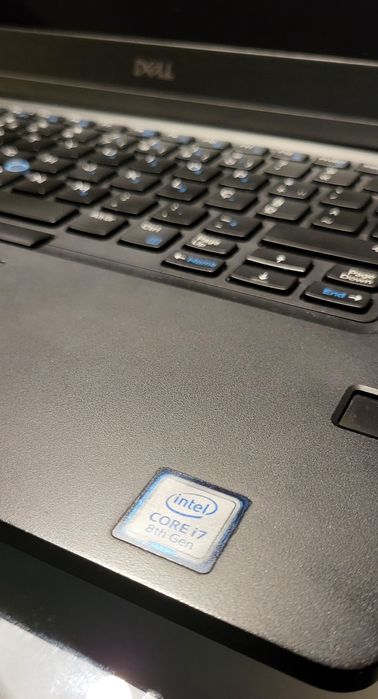 DELL Latitude 5490