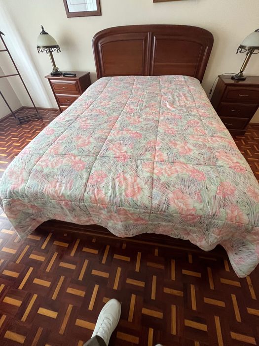 Mobília de quarto em excelente estado