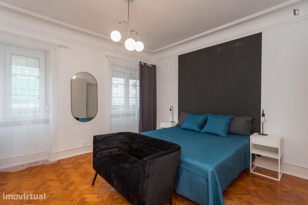 Quarto - localizado em Roma-Areeiro Lisbon