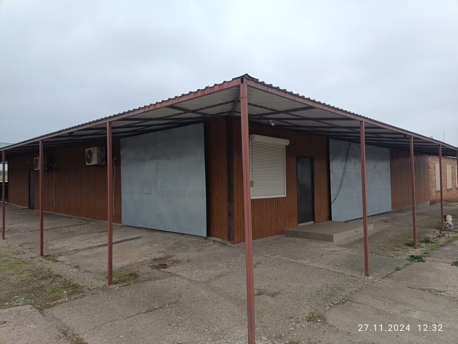 Здається в оренду приміщення під магазин