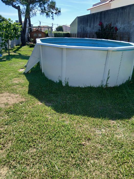 Piscina em aço elevada com Bomba de calor