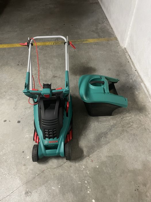 Corta Relvas BOSCH (Como Novo)