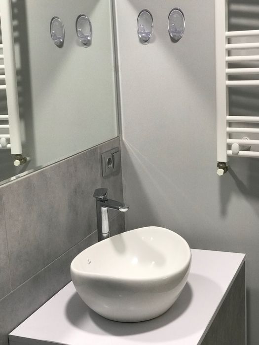 Квартира біля озера з круговою терасою та власною парковкою