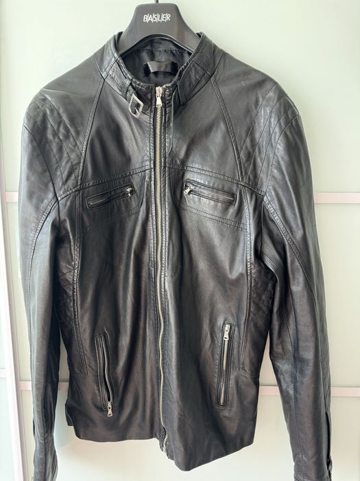 Шкіряна чоловіча куртка