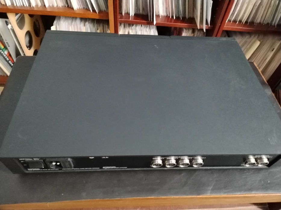 NAIM Flatcap 2 com novos condensadores e cabo DIN