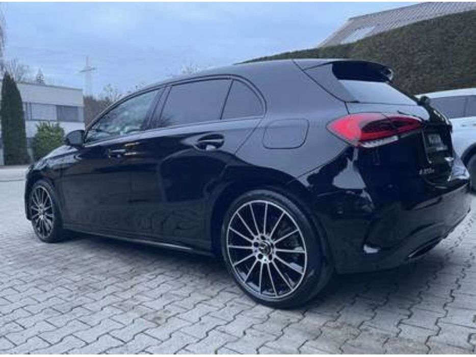 Mercedes-Benz A250e AMG