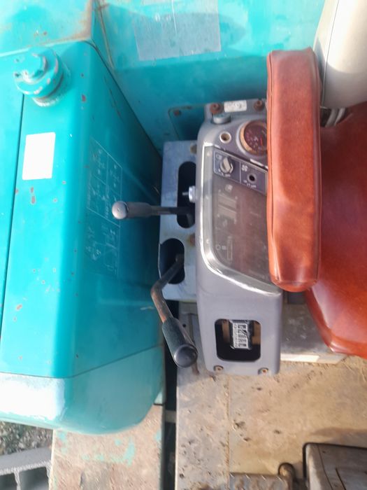 Máquina komatsu trabalha bem