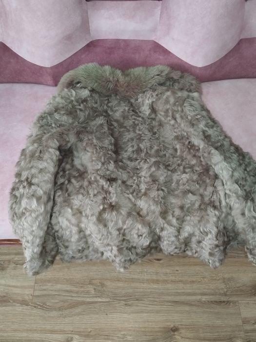 Продам полушубок у хорошому стані